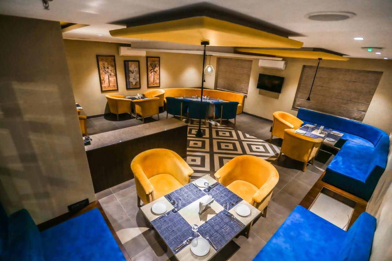 Hotel The Jagat And Udaipur