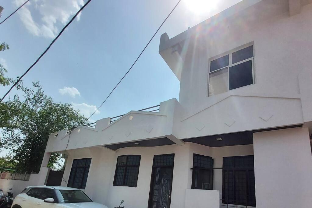 Haus Enchanting Breeze View Villa Udaipur