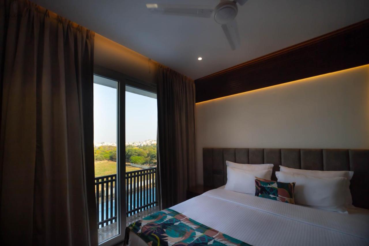 Aura Boutique 4*