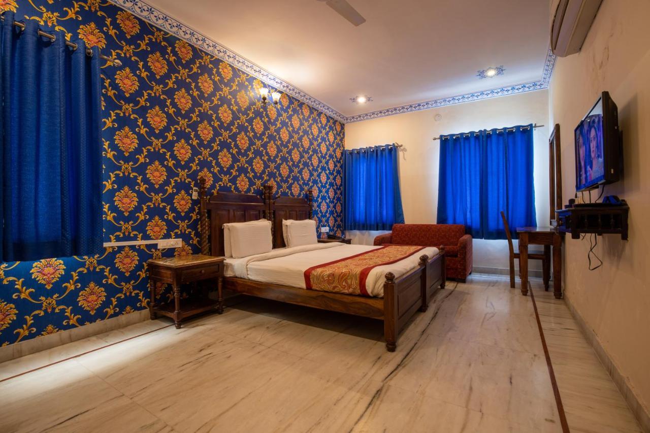 Royal Pratap Niwas Udaipur