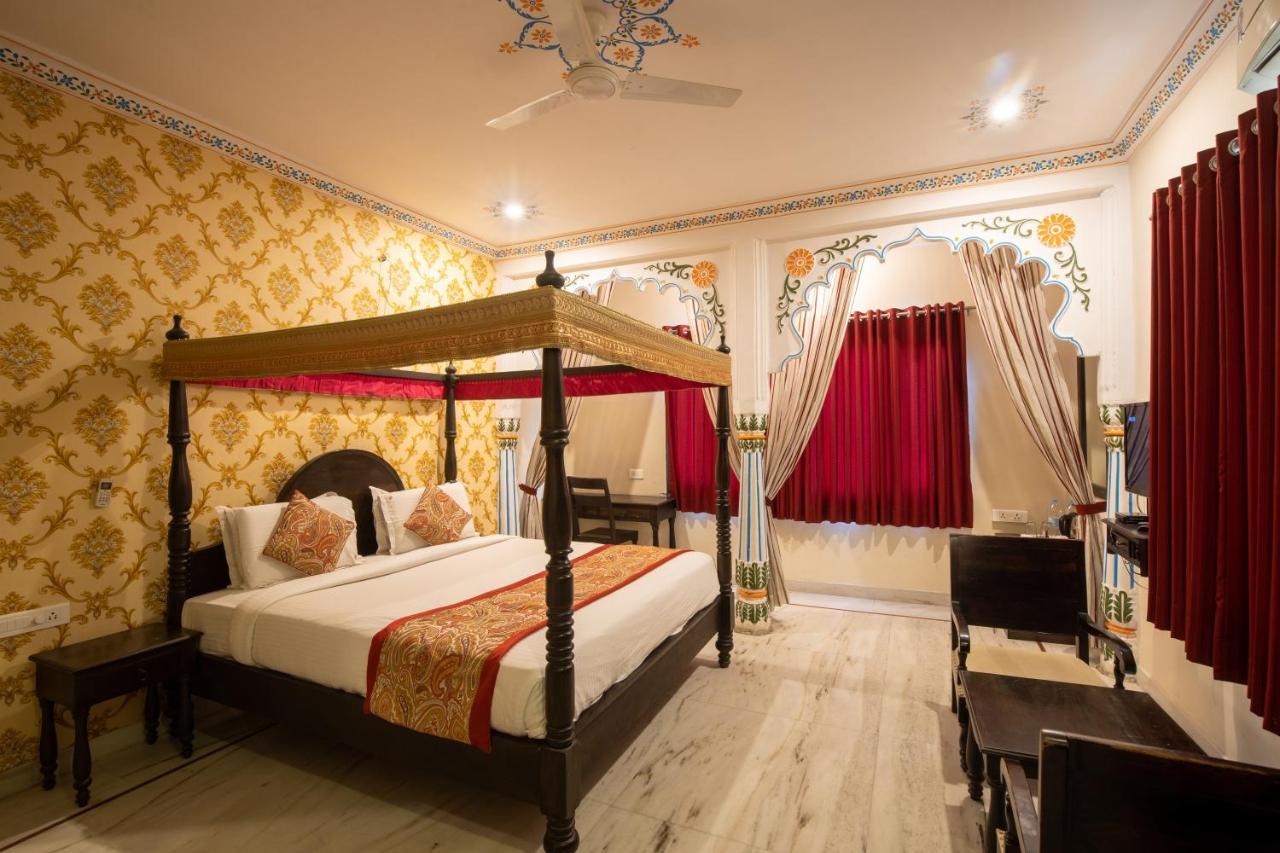 Hotel Royal Pratap Niwas