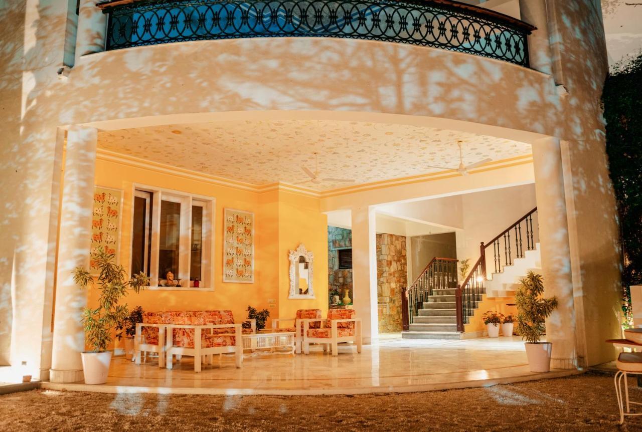 Devraj Villa-luxury Pool Udaipur