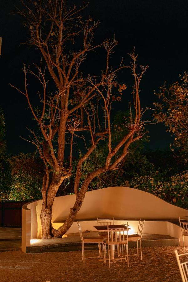 Hotel Devraj Villa-luxury Pool