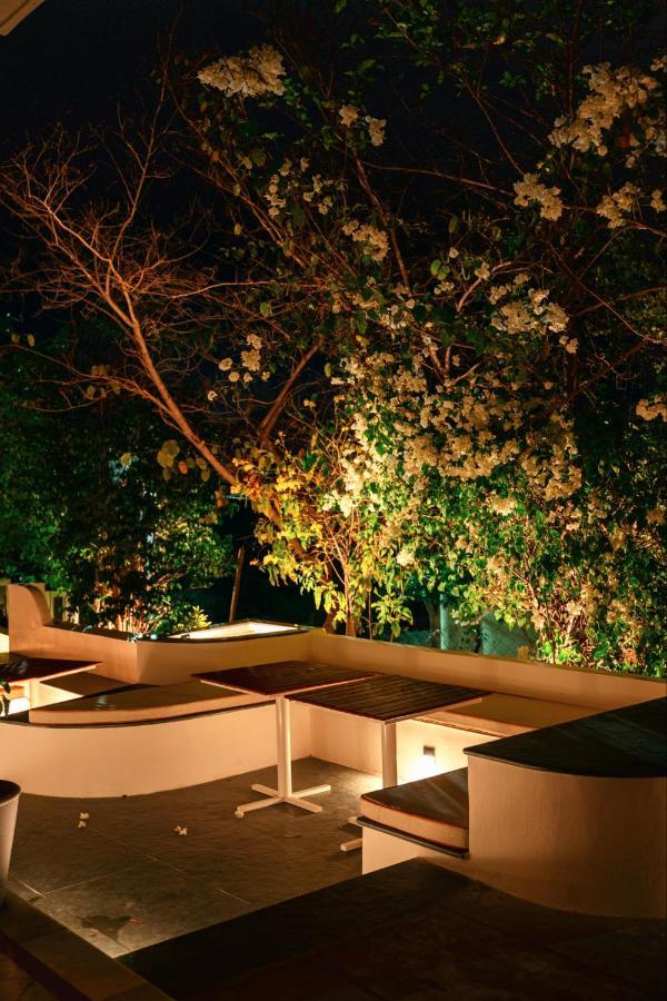 Devraj Villa-luxury Pool Hotel