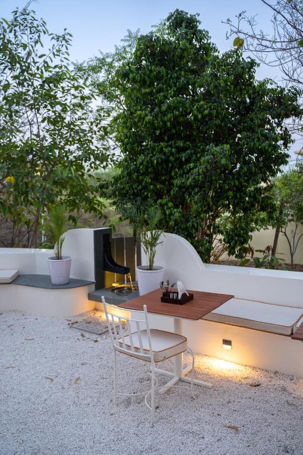 Devraj Villa-luxury Pool