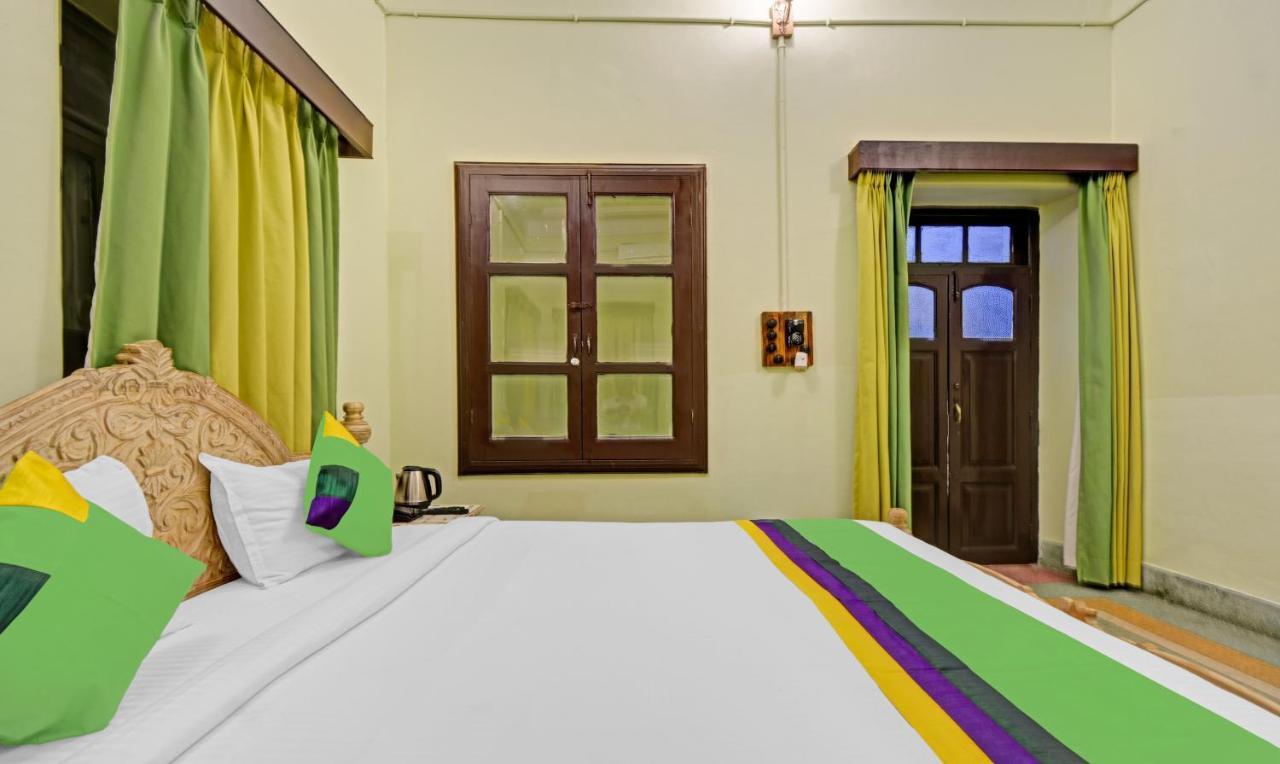 Hotel Treebo The Regal House, Near Fateh Sagar 3*