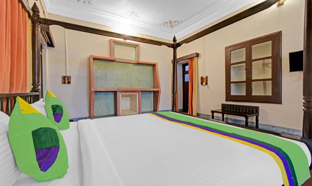 Treebo The Regal House, Near Fateh Sagar 3*