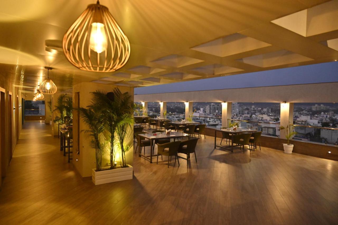 Hotel The Jagat And 4*