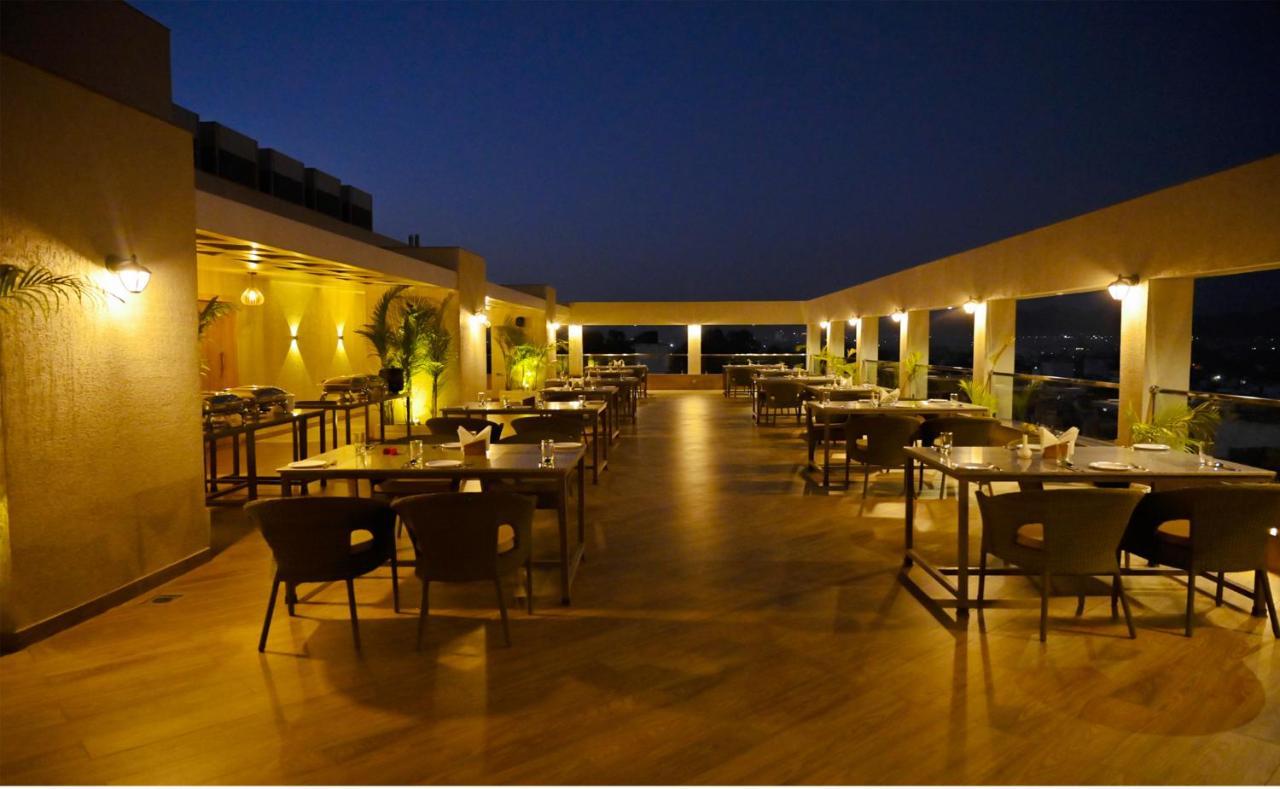The Jagat And Hotel Udaipur