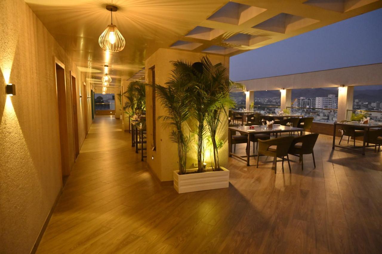 Hotel The Jagat And