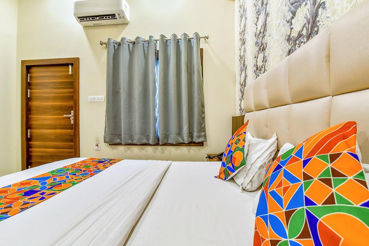 Fabexpress Dosa Plaza Hotel 3*