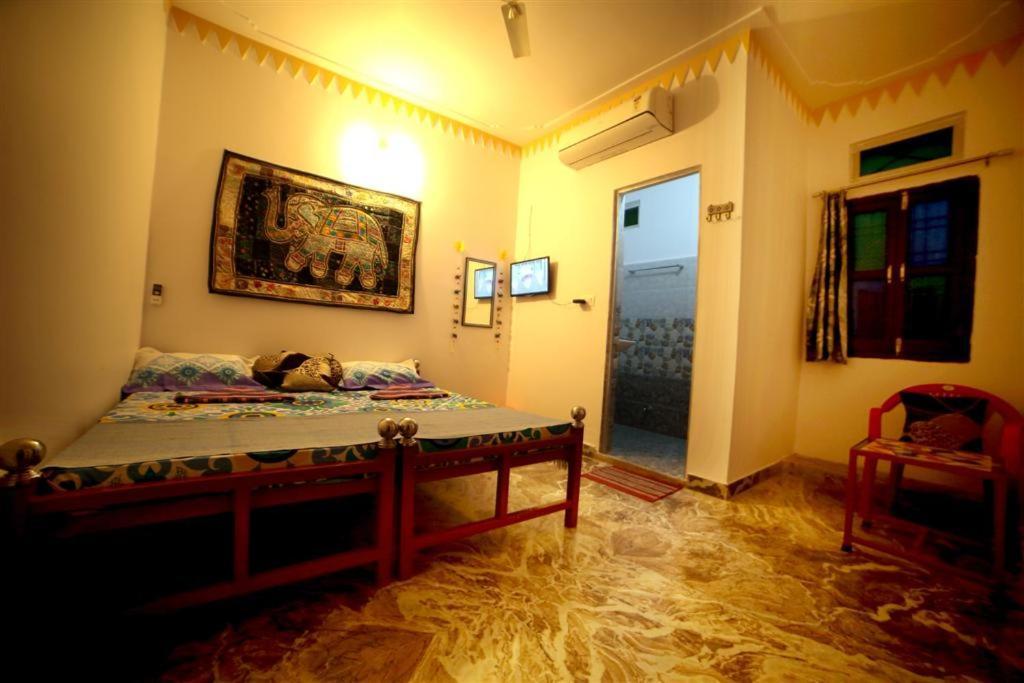 Guest house Yellow Heights 2*