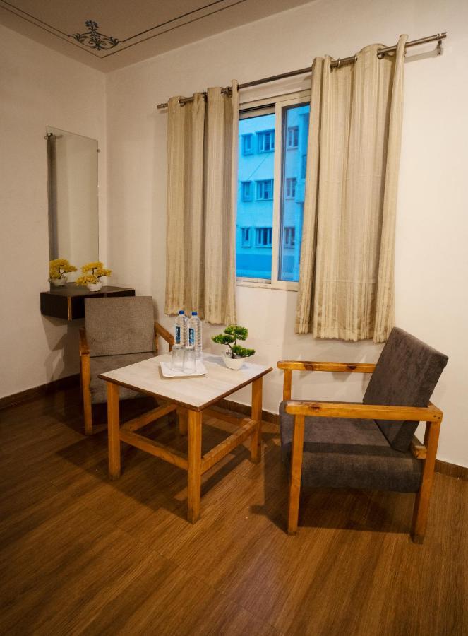 Tripli Arunoday Palace Hotel 3*