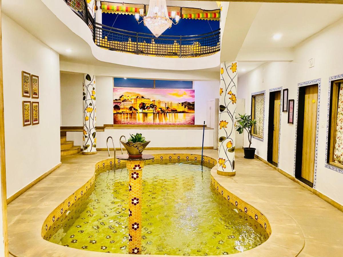 Jaydurg, A Lakehead At Pichola Lake By An 4* Udaipur