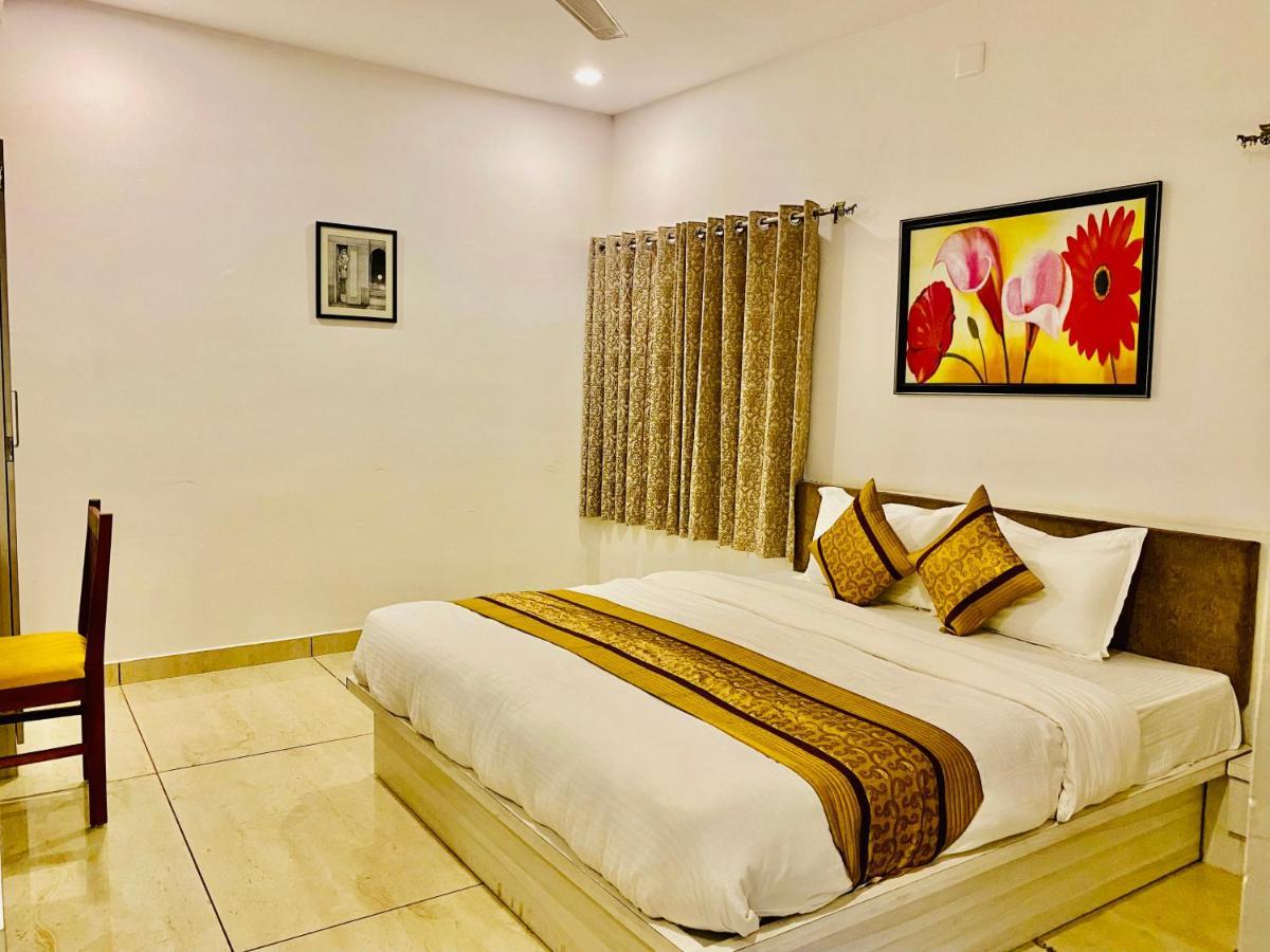 Jaydurg, A Lakehead At Pichola Lake By An 4* Udaipur