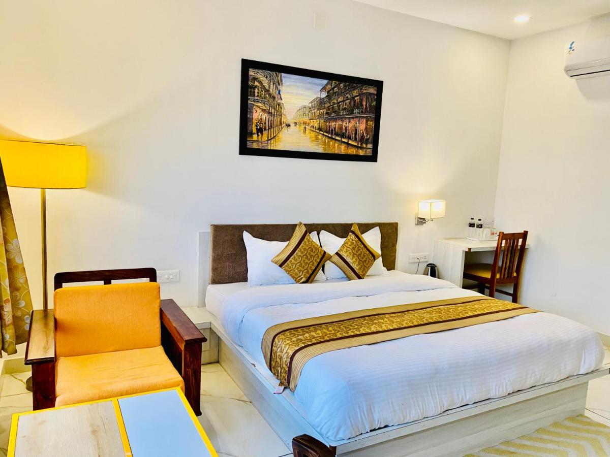 Hotel Jaydurg, A Lakehead At Pichola Lake By An 4*