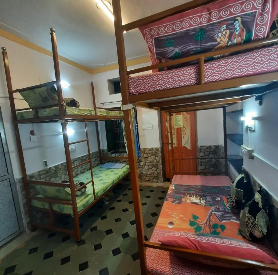 Yellow Heights Guest house Udaipur