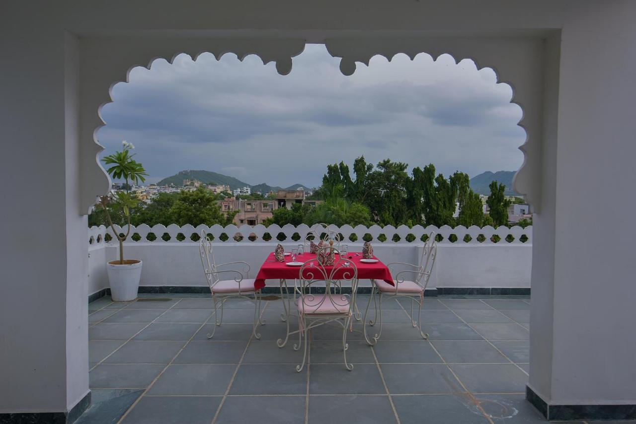 The Lavitra Lakeview Hotel Udaipur