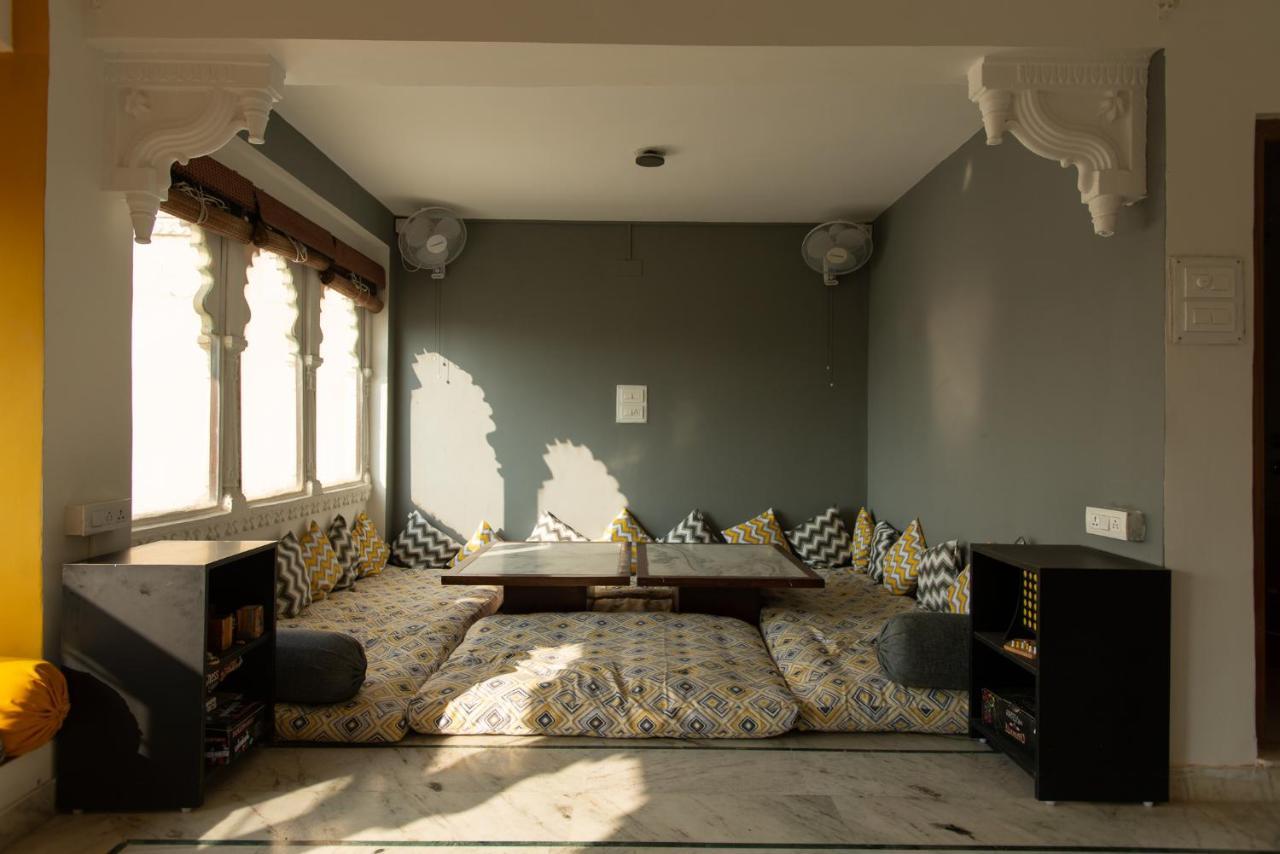 Mantra Hostel