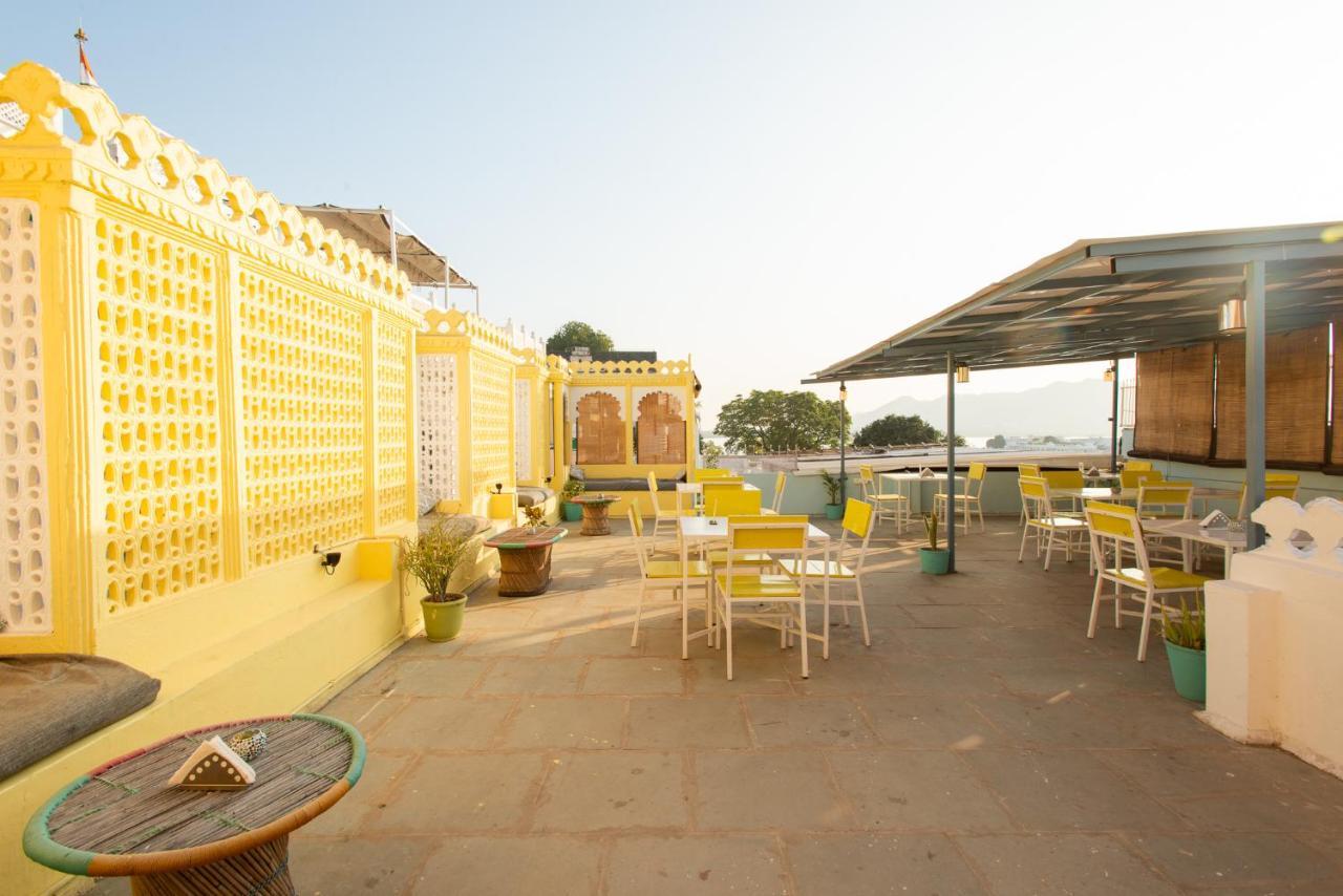 Mantra Hostel *