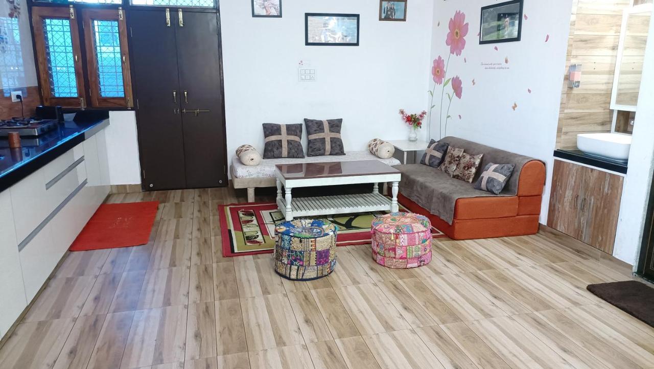 Apartment Gokul Niwas