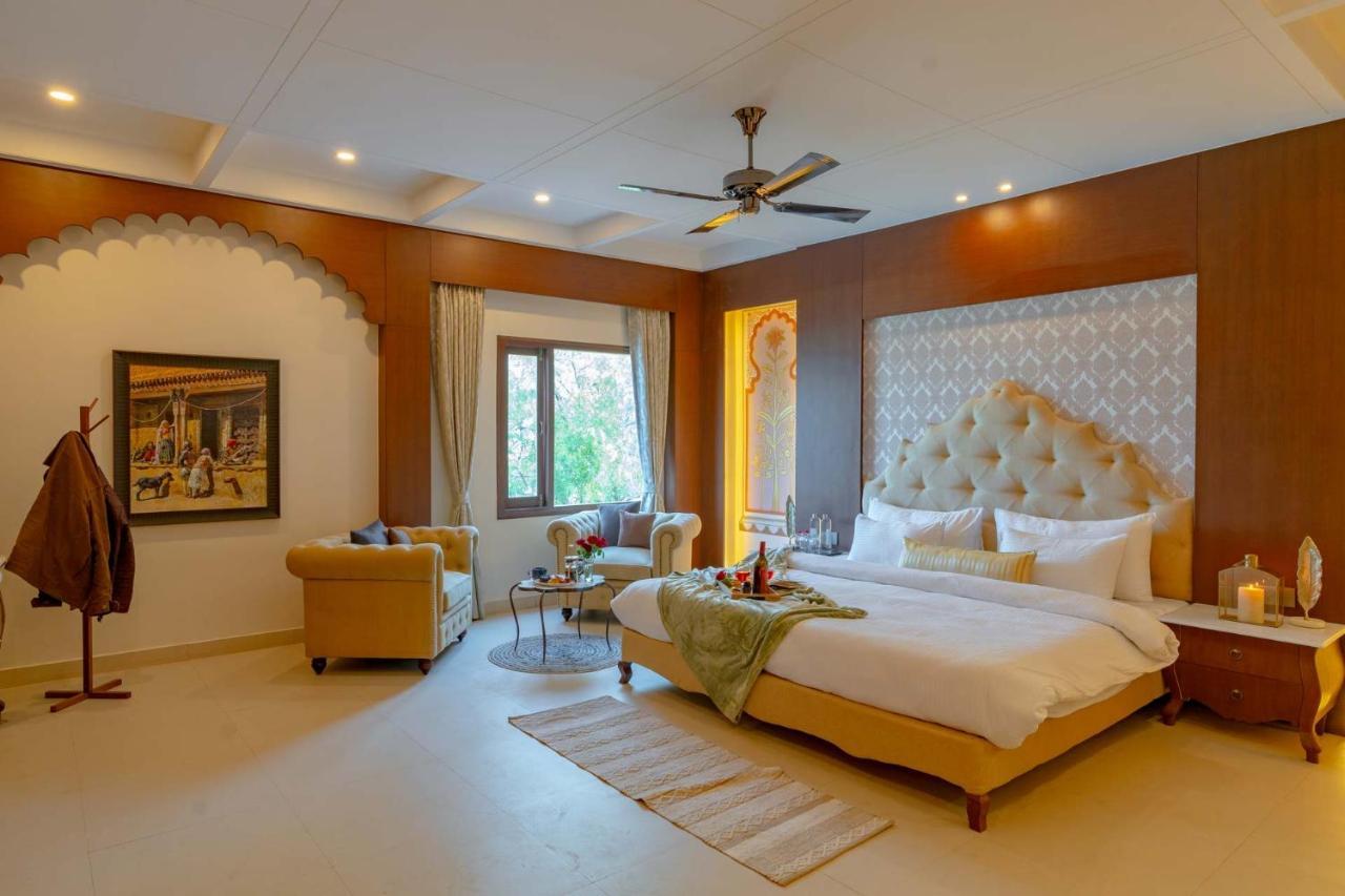 Guest house 1 Amiras - Entire At Fateh Sagar,