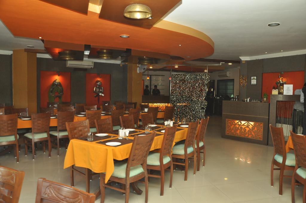 Hotel Collection O Hotel Orbit 3*