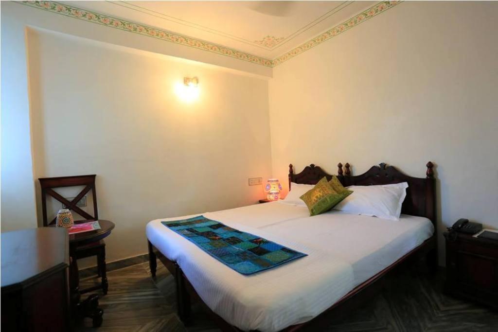 Hotel Janak Niwas