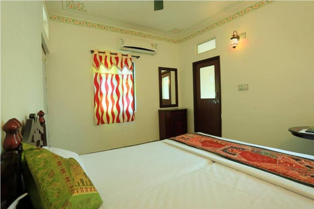 Hotel Janak Niwas Udaipur