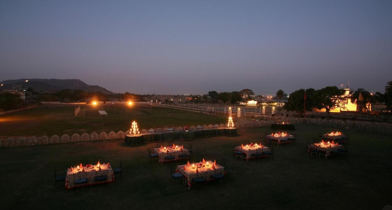 Hotel Shikarbadi - By The Lake Heritage By Hrh Group Of 3*