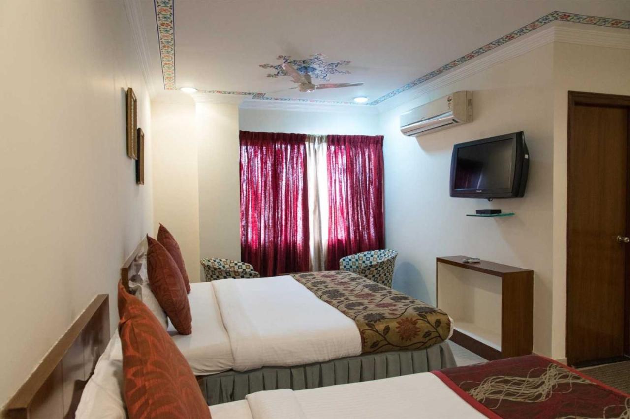 Collection O Hotel Orbit 3*