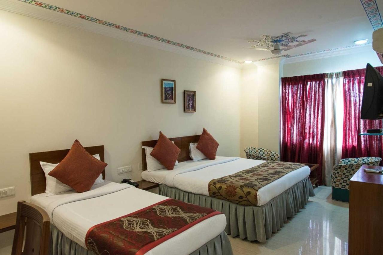 Collection O Hotel Orbit Hotel