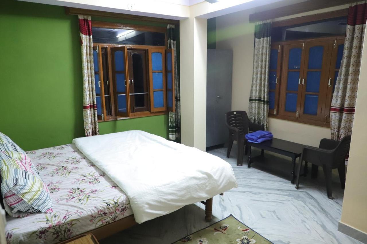 Jheel Kinara View Hotel