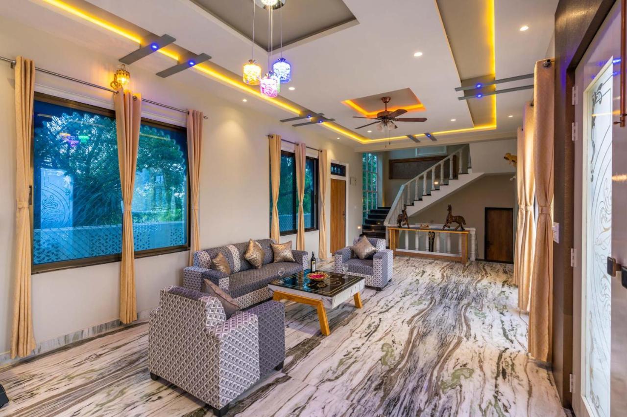 Stayvista's Panna Garh - Rajsamand - Private Pool With Bar & Indoor-outdoor Activities * Udaipur
