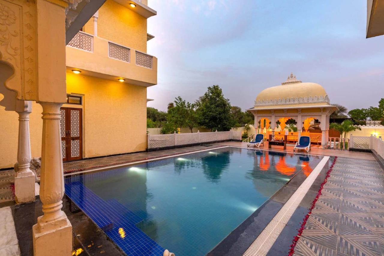 Villa Stayvista's Panna Garh - Rajsamand - Private Pool With Bar & Indoor-outdoor Activities