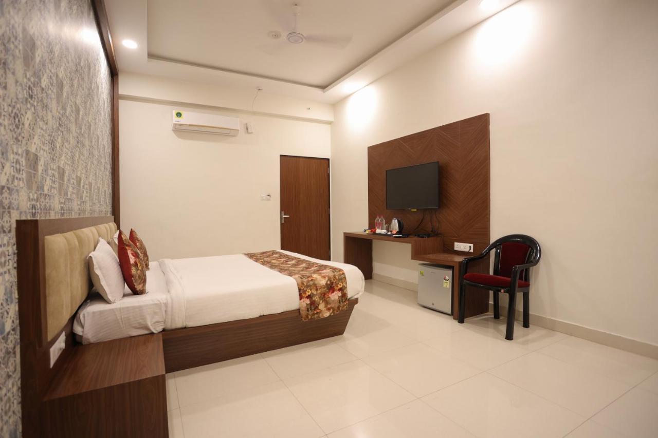 Bhairav Bagh With Swimming Pool Hotel 3*