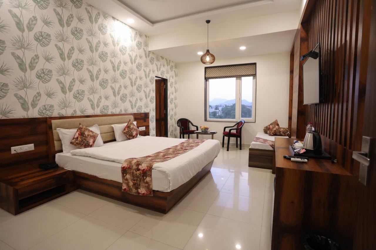 Hotel Bhairav Bagh With Swimming Pool Udaipur