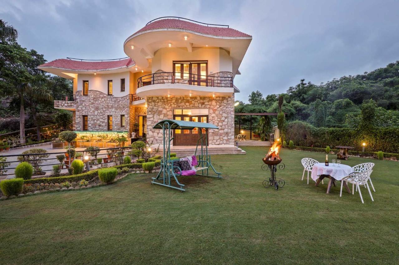 Villa Stayvista's Prakriti Farms With Outdoor Pool, Complimentary Breakfast And Hi-tea *