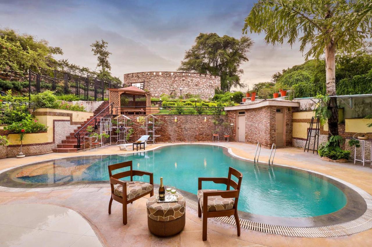 Stayvista's Prakriti Farms With Outdoor Pool, Complimentary Breakfast And Hi-tea Villa