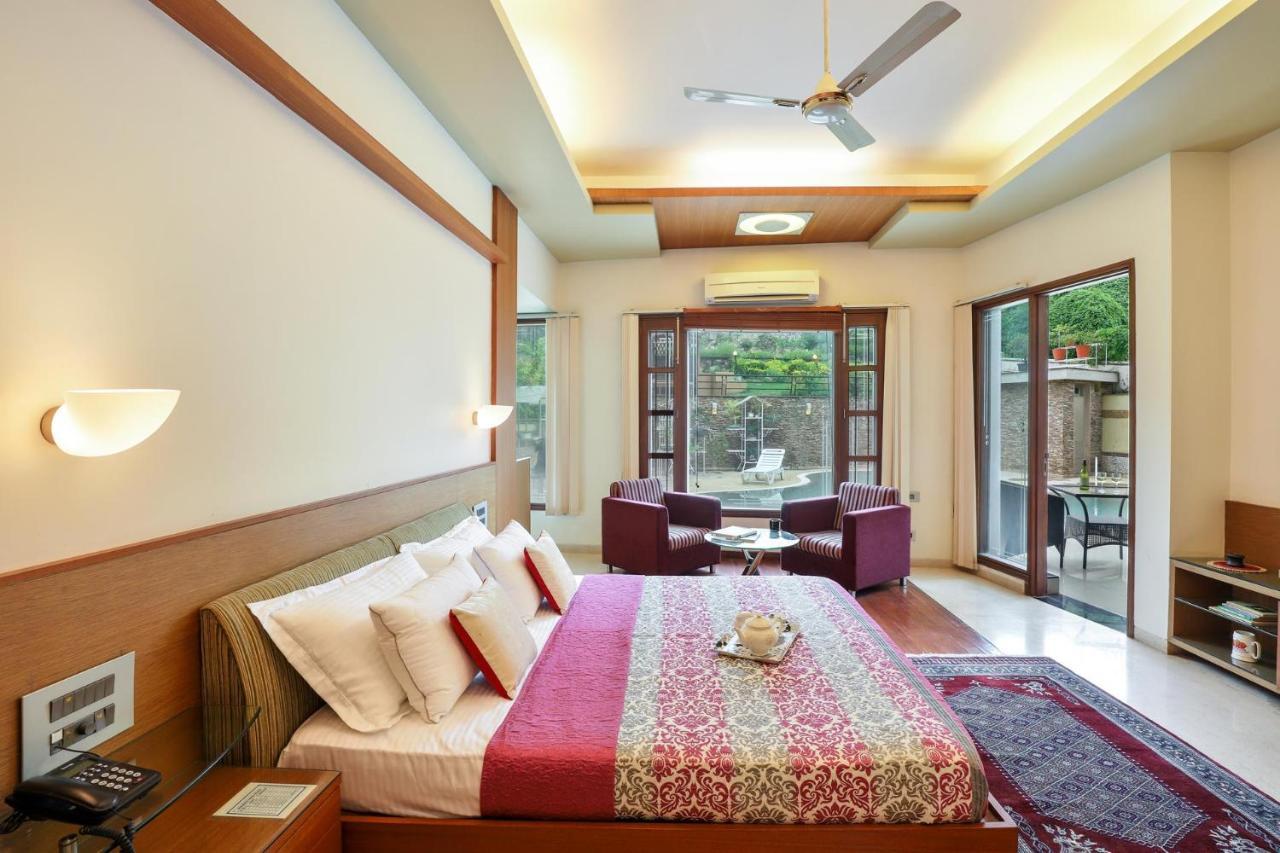 Villa Stayvista's Prakriti Farms With Outdoor Pool, Complimentary Breakfast And Hi-tea *