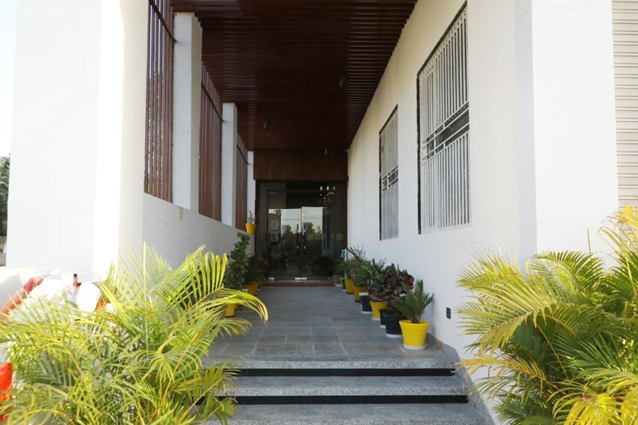 Pine Regency Hotel 3*