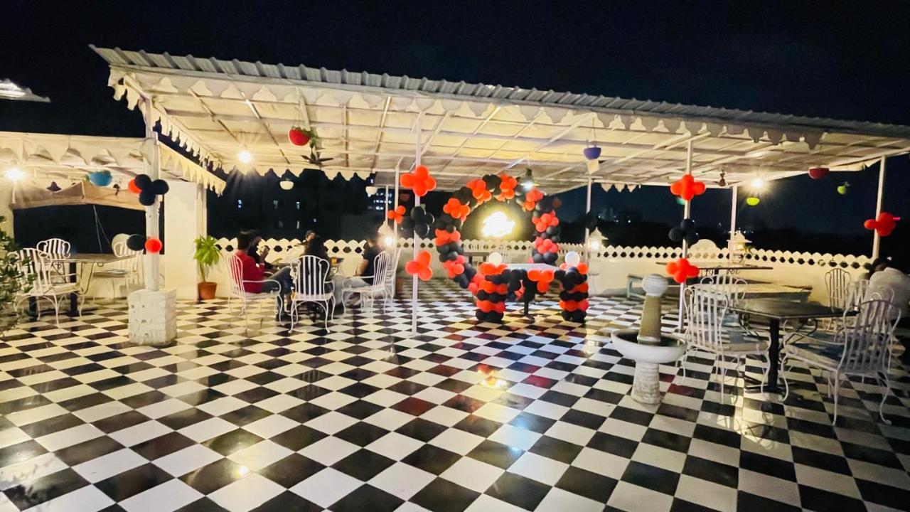 Tree Of Heaven Hotel
