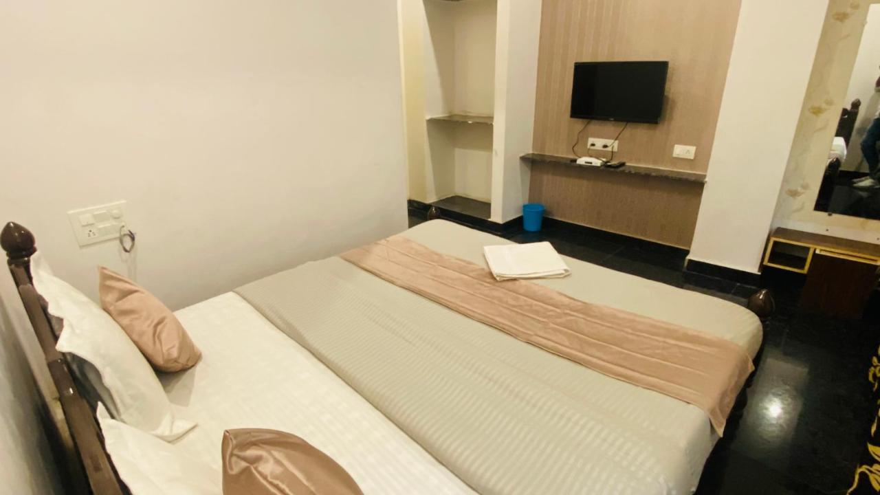 Moon Flower Hotel Udaipur