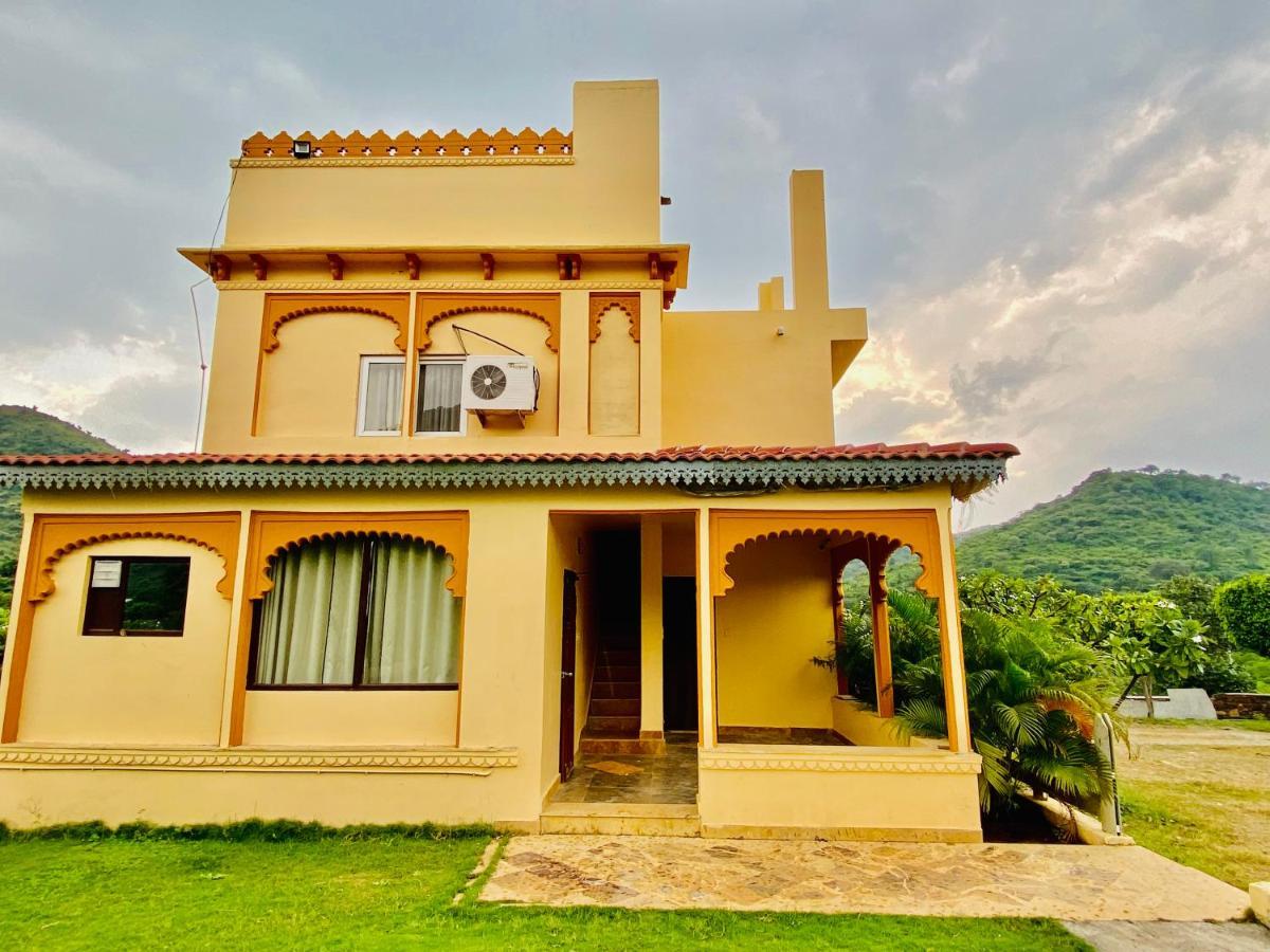 Udai Valley Resort- Top Rated In With Mountain View Udaipur