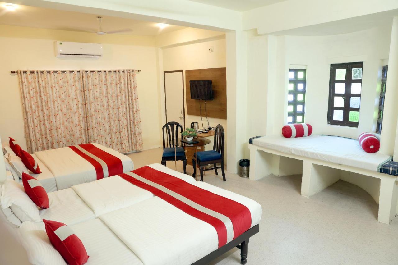 Tree Of Heaven Hotel