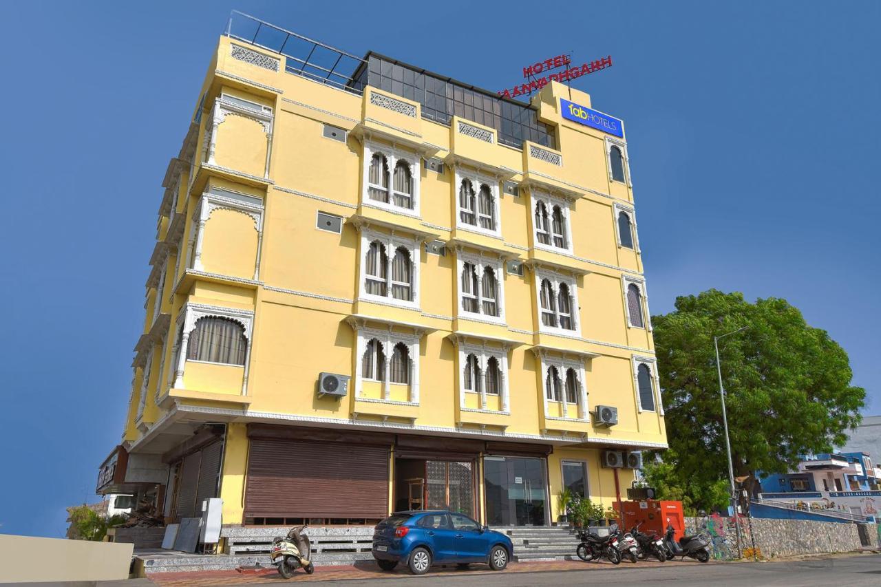 Fabhotel Maanvad Garh Hotel 3*