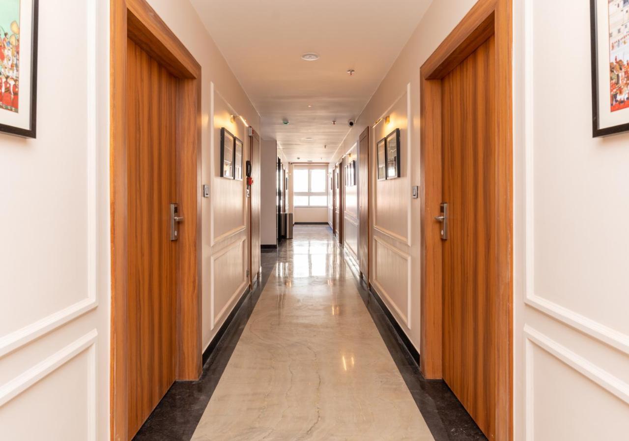 Hotel Raghunandan Palace - A Premier Boutique Stay, Center & 500 Meters From Railway Station 3*