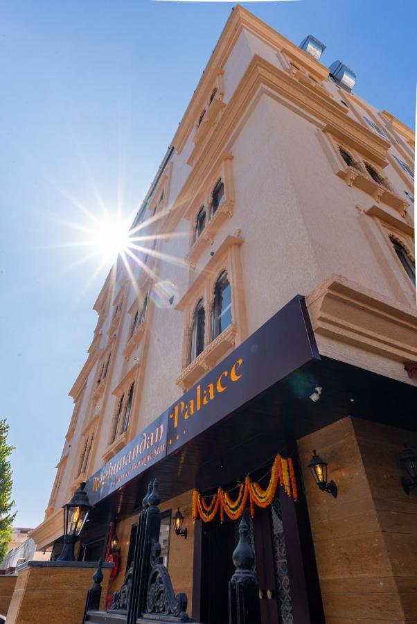 Hotel Raghunandan Palace - A Premier Boutique Stay, Center & 500 Meters From Railway Station