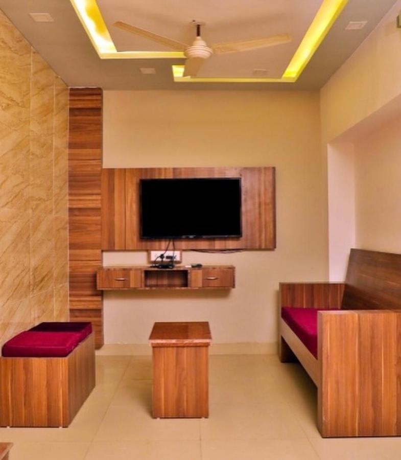 Hotel Tak International 2*