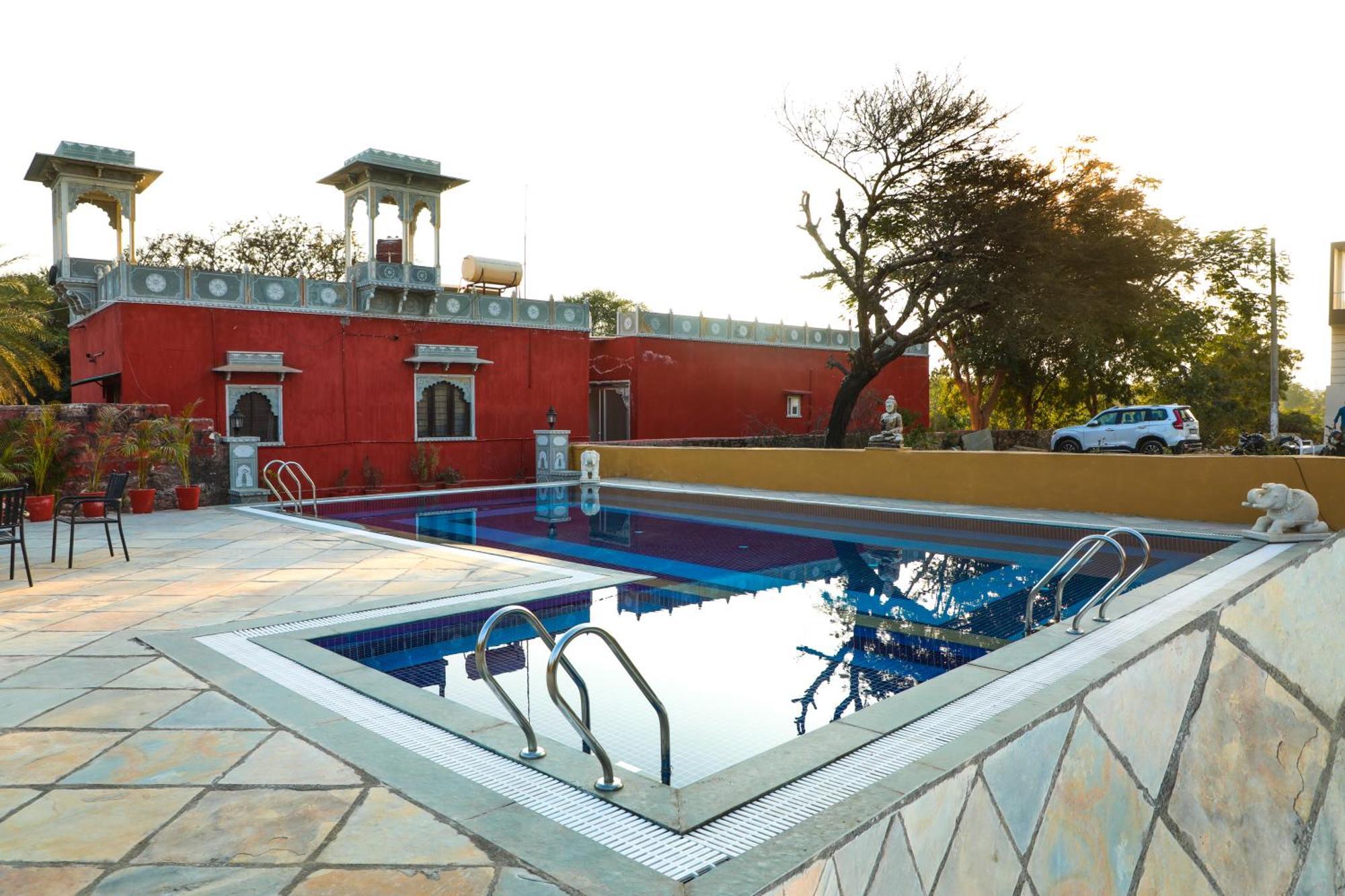 Boheda Villa, Hotel 3*